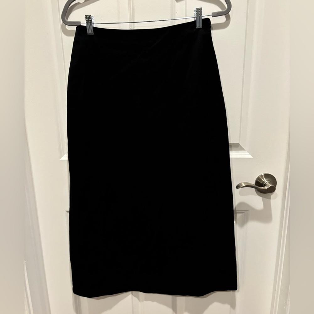 NWT Boden Midi Skirt in size 8, color black